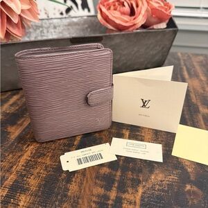 Louis Vuitton Lavender Textured Wallet